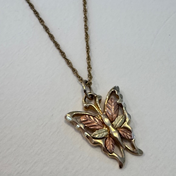 Vintage Black Hills Gold Butterfly Necklace 14k Gold Chain w/ 10k Gold Pendant - Picture 1 of 6